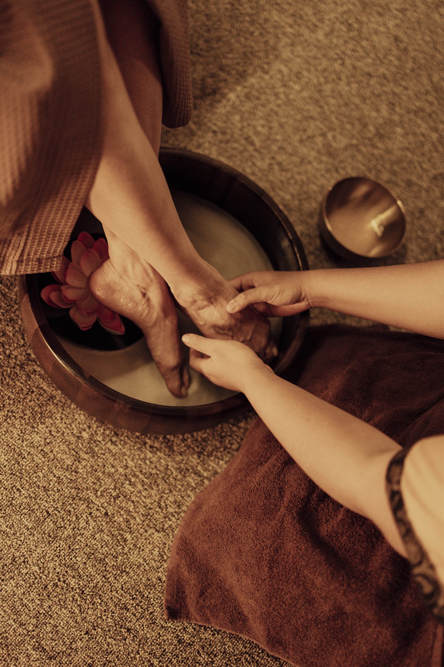Интерьер Maitreya Spa с мягким светом